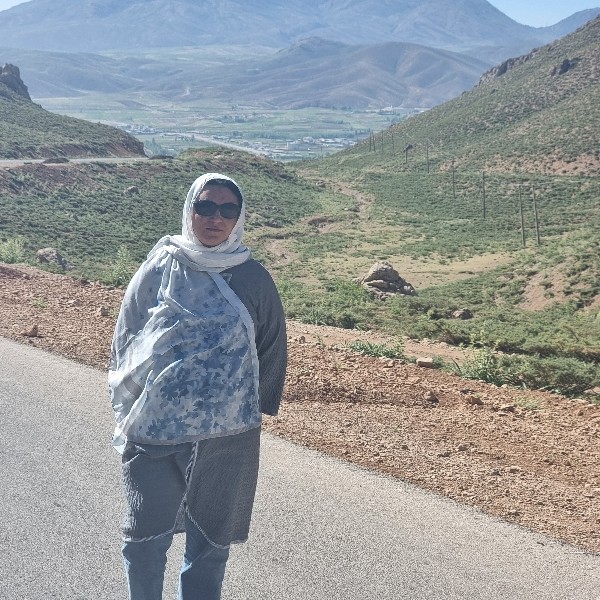 نادیه فاتحی